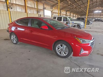 Czwarte zdjęcie samochodu z boku: 2019 HYUNDAI ELANTRA VALUE EDITION VIN:KMHD84LF9KU846054 - miniatura