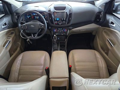 Zdjęcie 8 z 13 samochodu: 2019 FORD ESCAPE TITANIUM VIN:1FMCU0J91KUC58047 - miniatura