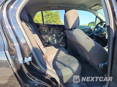 Zdjęcie 10 z 13 samochodu: 2022 CHEVROLET TRAX LS VIN:KL7CJKSM8NB520185 - miniatura