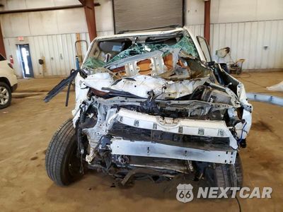 Piąte zdjęcie samochodu w środku: 2020 TOYOTA 4RUNNER LIMITED VIN:JTEBU5JRXL5806762 - miniatura