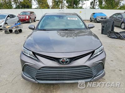 Piąte zdjęcie samochodu w środku: 2023 TOYOTA CAMRY LE VIN:4T1C11AK1PU727730 - miniatura