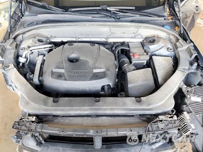 Zdjęcie 12 z 13 samochodu: 2018 VOLVO XC60 T5 MOMENTUM VIN:YV4102RK7J1035681 - miniatura