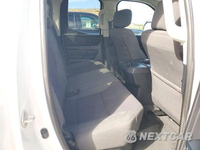 Zdjęcie 10 z 12 samochodu: 2023 TOYOTA TUNDRA SR VIN:5TFKB5AA1PX029502 - miniatura