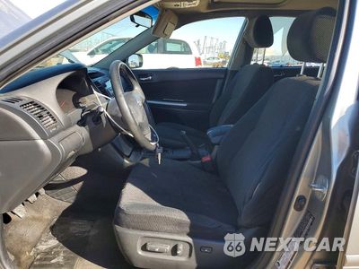 Zdjęcie 7 z 12 samochodu: 2005 TOYOTA CAMRY SE VIN:JTDBE32K553013813 - miniatura