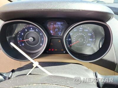 Zdjęcie 9 z 12 samochodu: 2013 HYUNDAI ELANTRA GLS VIN:5NPDH4AE0DH339720 - miniatura
