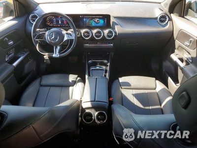 Zdjęcie 8 z 13 samochodu: 2025 MERCEDES-BENZ GLA 250 VIN:W1N4N4GB9SJ654910 - miniatura