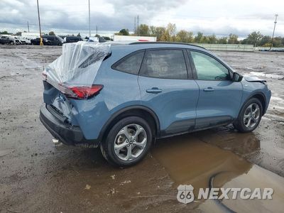 Trzecie zdjęcie samochodu z tyłu: 2025 FORD ESCAPE ST LINE VIN:1FMCU9MN7SUA47481 - miniatura