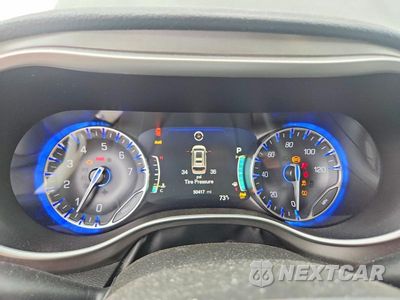 Zdjęcie 9 z 13 samochodu: 2023 CHRYSLER PACIFICA TOURING L VIN:2C4RC3BG5PR503680 - miniatura