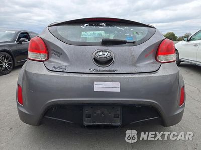 Zdjęcie 6 z 12 samochodu: 2012 HYUNDAI VELOSTER BASE VIN:KMHTC6AD1CU061875 - miniatura