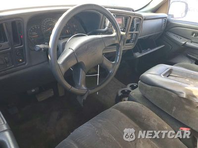 Zdjęcie 8 z 12 samochodu: 2004 CHEVROLET SILVERADO C1500 VIN:1GCEC19T04Z282948 - miniatura