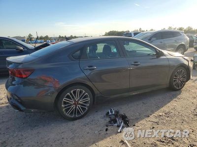 Trzecie zdjęcie samochodu z tyłu: 2024 KIA FORTE GT VIN:3KPF44AC8RE756338 - miniatura