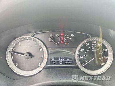 Zdjęcie 9 z 12 samochodu: 2014 NISSAN SENTRA VIN:3N1AB7AP9EY266653 - miniatura