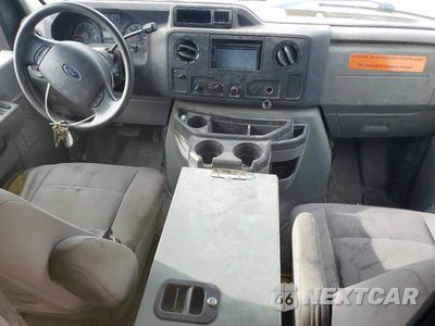 Zdjęcie 8 z 13 samochodu: 2010 FORD ECONOLINE E250 VAN VIN:1FTNE2EL6ADA04277 - miniatura