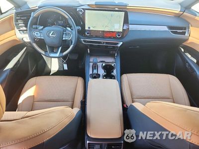 Zdjęcie 8 z 13 samochodu: 2026 LEXUS RX 350 PREMIUM+ VIN:JTJCHMAAXT2038412 - miniatura
