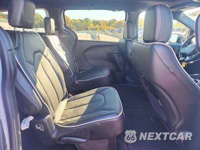 Zdjęcie 11 z 13 samochodu: 2027 CHRYSLER PACIFICA LIMITED VIN:2C4RC1GGXVR594858 - miniatura
