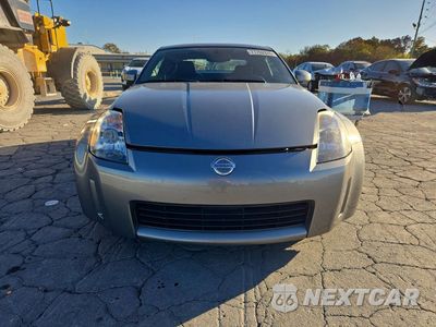 Piąte zdjęcie samochodu w środku: 2004 NISSAN 350Z BASE VIN:JN1AZ34D54M100363 - miniatura