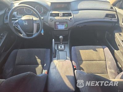 Zdjęcie 8 z 12 samochodu: 2009 HONDA ACCORD LXP VIN:1HGCP26459A076188 - miniatura