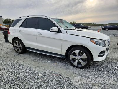 Czwarte zdjęcie samochodu z boku: 2017 MERCEDES-BENZ GLE 350 4MATIC VIN:4JGDA5HB7HA896039 - miniatura