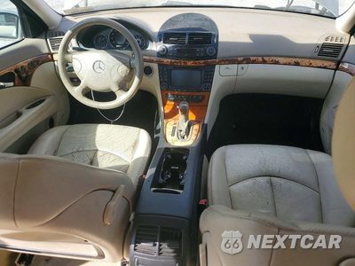 Zdjęcie 8 z 12 samochodu: 2006 MERCEDES-BENZ E 350 4MATIC VIN:WDBUF87J26X207954 - miniatura