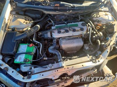 Zdjęcie 11 z 12 samochodu: 2000 HONDA ACCORD SE VIN:1HGCG6691YA132287 - miniatura