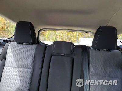 Zdjęcie 10 z 13 samochodu: 2017 FORD ESCAPE SE VIN:1FMCU9G97HUB02891 - miniatura