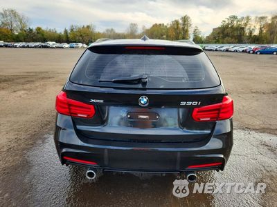 Zdjęcie 6 z 13 samochodu: 2018 BMW 330 XI VIN:WBA8K3C55JA024163 - miniatura