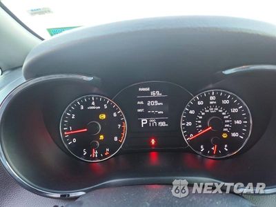 Zdjęcie 9 z 12 samochodu: 2016 KIA FORTE LX VIN:KNAFK4A60G5469498 - miniatura