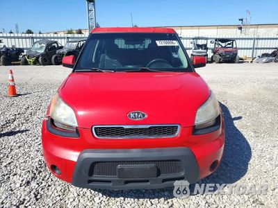 Piąte zdjęcie samochodu w środku: 2010 KIA SOUL + VIN:KNDJT2A29A7074906 - miniatura