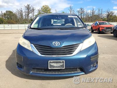 Piąte zdjęcie samochodu w środku: 2011 TOYOTA SIENNA LE VIN:5TDKK3DC4BS023483 - miniatura