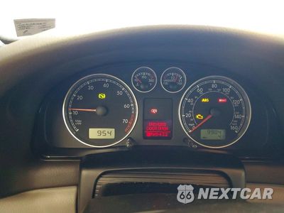 Zdjęcie 9 z 12 samochodu: 2001 VOLKSWAGEN PASSAT GLS VIN:WVWPD63B01P280594 - miniatura