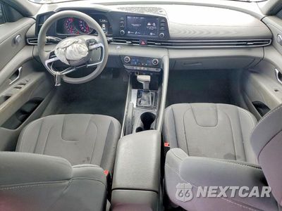 Zdjęcie 8 z 12 samochodu: 2023 HYUNDAI ELANTRA SEL VIN:5NPLM4AG9PH110708 - miniatura