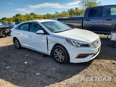 Czwarte zdjęcie samochodu z boku: 2016 HYUNDAI SONATA ECO VIN:5NPE24AA2GH419785 - miniatura