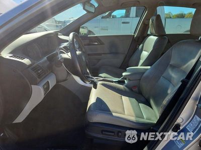 Zdjęcie 7 z 12 samochodu: 2015 HONDA ACCORD EXL VIN:1HGCR3F82FA014519 - miniatura