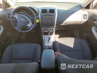 Zdjęcie 8 z 12 samochodu: 2010 TOYOTA COROLLA S VIN:1NXBU4EE8AZ274819 - miniatura