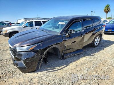 2022 TOYOTA HIGHLANDER LE 5TDZZRAH6NS133890 - główne zdjęcie licytacji z USA - miniatura
