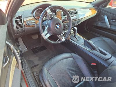 Zdjęcie 8 z 13 samochodu: 2008 BMW Z4 3.0SI VIN:4USBU53578LX04900 - miniatura