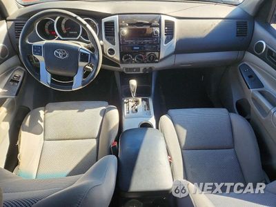 Zdjęcie 8 z 12 samochodu: 2012 TOYOTA TACOMA V6 VIN:5TFUU4EN1CX047535 - miniatura