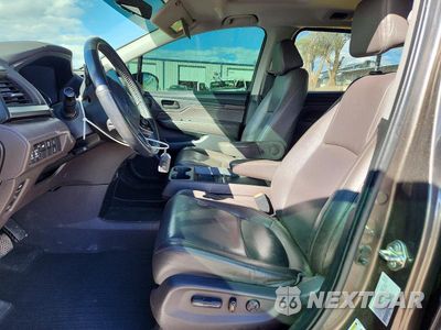 Zdjęcie 7 z 13 samochodu: 2019 HONDA ODYSSEY EXL VIN:5FNRL6H72KB110605 - miniatura