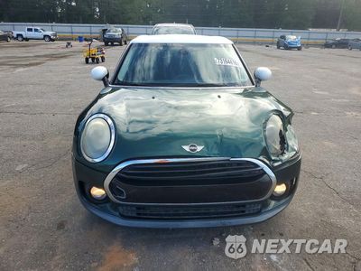 Piąte zdjęcie samochodu w środku: 2017 MINI COOPER CLUBMAN VIN:WMWLN5C53H2E31869 - miniatura