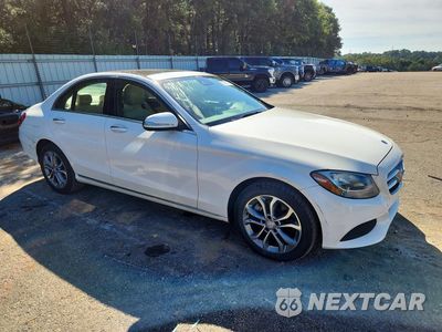 Czwarte zdjęcie samochodu z boku: 2017 MERCEDES-BENZ C 300 4MATIC VIN:55SWF4KB5HU207669 - miniatura