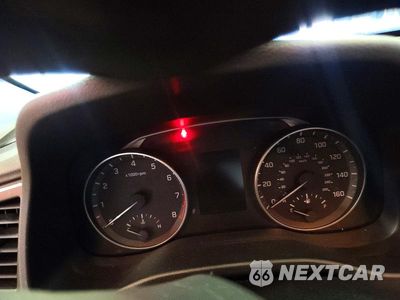 Zdjęcie 9 z 13 samochodu: 2017 HYUNDAI ELANTRA SE VIN:5NPD84LF4HH010563 - miniatura