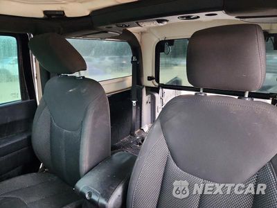 Zdjęcie 10 z 14 samochodu: 2016 JEEP WRANGLER SPORT VIN:1C4AJWAG2GL171132 - miniatura