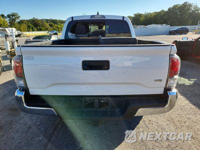 Zdjęcie 6 z 12 samochodu: 2020 TOYOTA TACOMA TRD OFF-ROAD VIN:3TMCZ5AN2LM321307 - miniatura