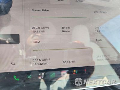 Zdjęcie 9 z 14 samochodu: 2022 TESLA MODEL Y VIN:7SAYGDEF5NF563415 - miniatura