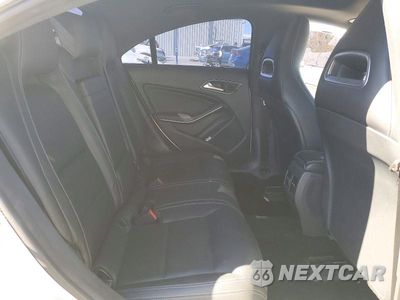 Zdjęcie 10 z 13 samochodu: 2018 MERCEDES-BENZ CLA 250 VIN:WDDSJ4EB1JN517342 - miniatura