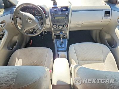 Zdjęcie 8 z 12 samochodu: 2009 TOYOTA COROLLA LE VIN:JTDBL40E59J043033 - miniatura