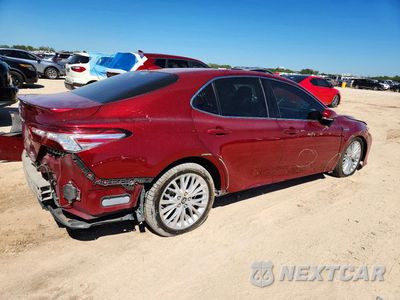 Trzecie zdjęcie samochodu z tyłu: 2019 TOYOTA CAMRY HYBRID XLE VIN:4T1B21HK8KU012919 - miniatura