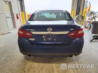 Zdjęcie 6 z 12 samochodu: 2017 NISSAN ALTIMA 2.5 SR VIN:1N4AL3AP3HC157109 - miniatura