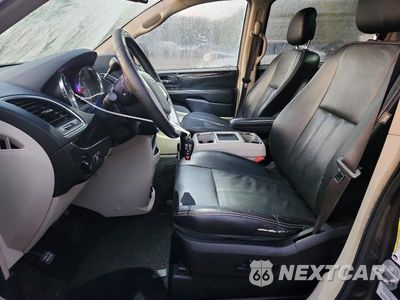 Zdjęcie 7 z 14 samochodu: 2015 CHRYSLER TOWN & COUNTRY TOURING VIN:2C4RC1BG3FR630432 - miniatura