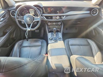 Zdjęcie 8 z 13 samochodu: 2018 ALFA ROMEO STELVIO VIN:ZASFAKAN0J7B68847 - miniatura